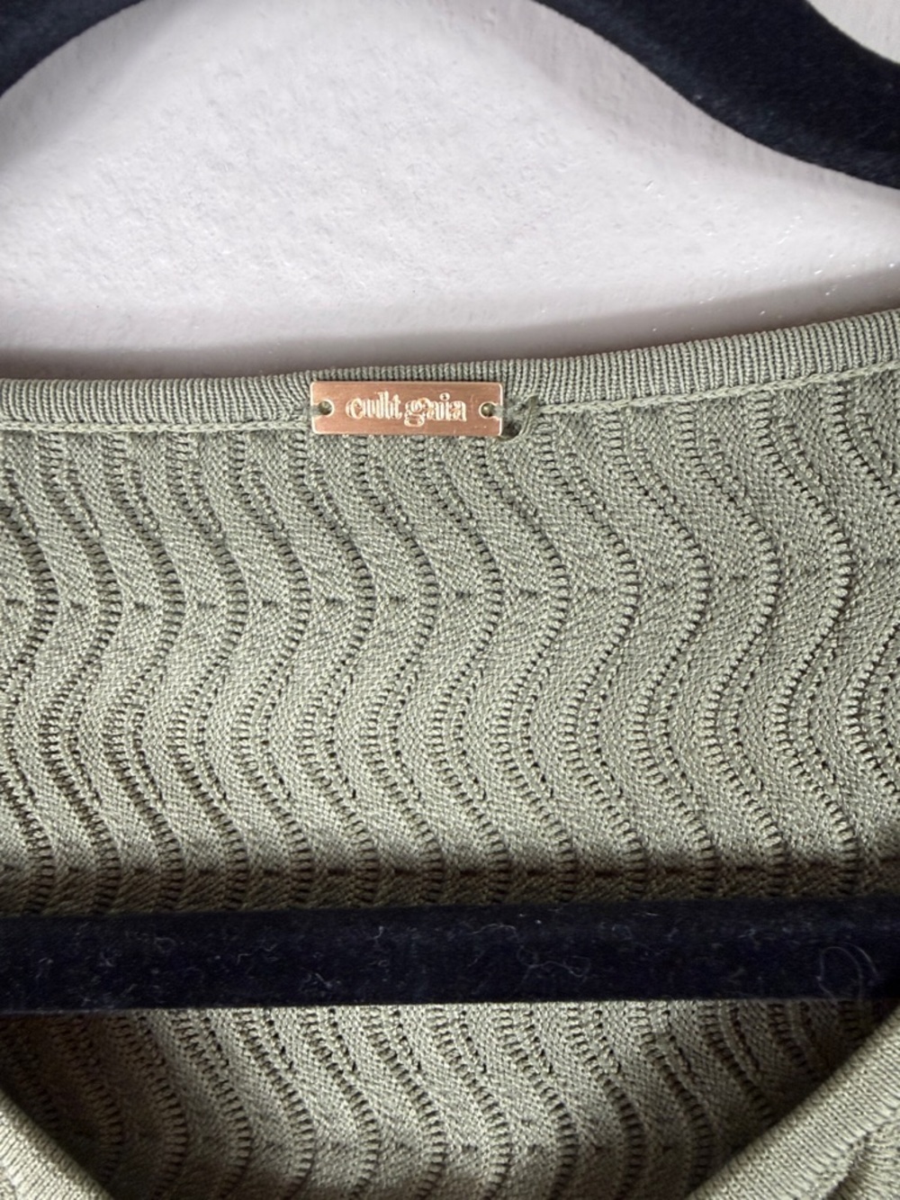 Cult Gaia Troi Knit Top In Olive - Picture 6 of 8